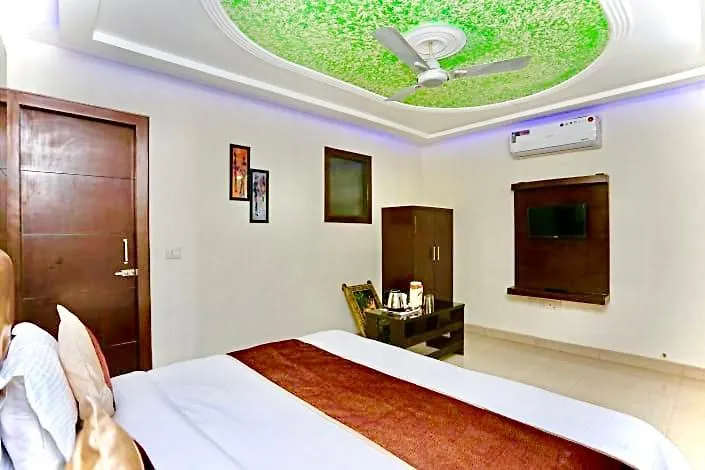 Hotel Blue Bell Agra   Agra (Uttar Pradesh)